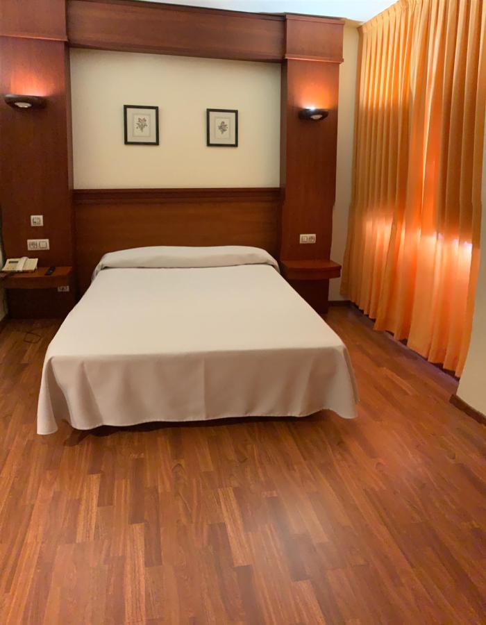 Leira Hotel Barreiro מראה חיצוני תמונה